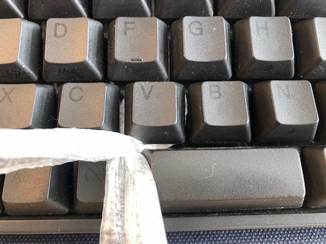引き抜き工具無しで簡単にキーキャップを外す方法 100均でも購入可能で自作する必要もなし ベニテングダケ Com 引き抜き工具無しで簡単にキーキャップを外す方法 100均でも購入可能で自作する必要もなし ベニテングダケ Com