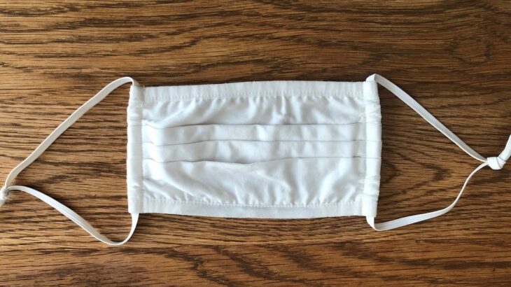 ゴムが伸びきった無印良品の布マスクを修理した話